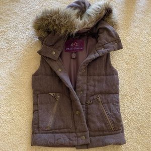 BB Dakota fur trim vest